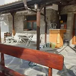 招待所 Antique
