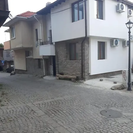 Antique Vendégház